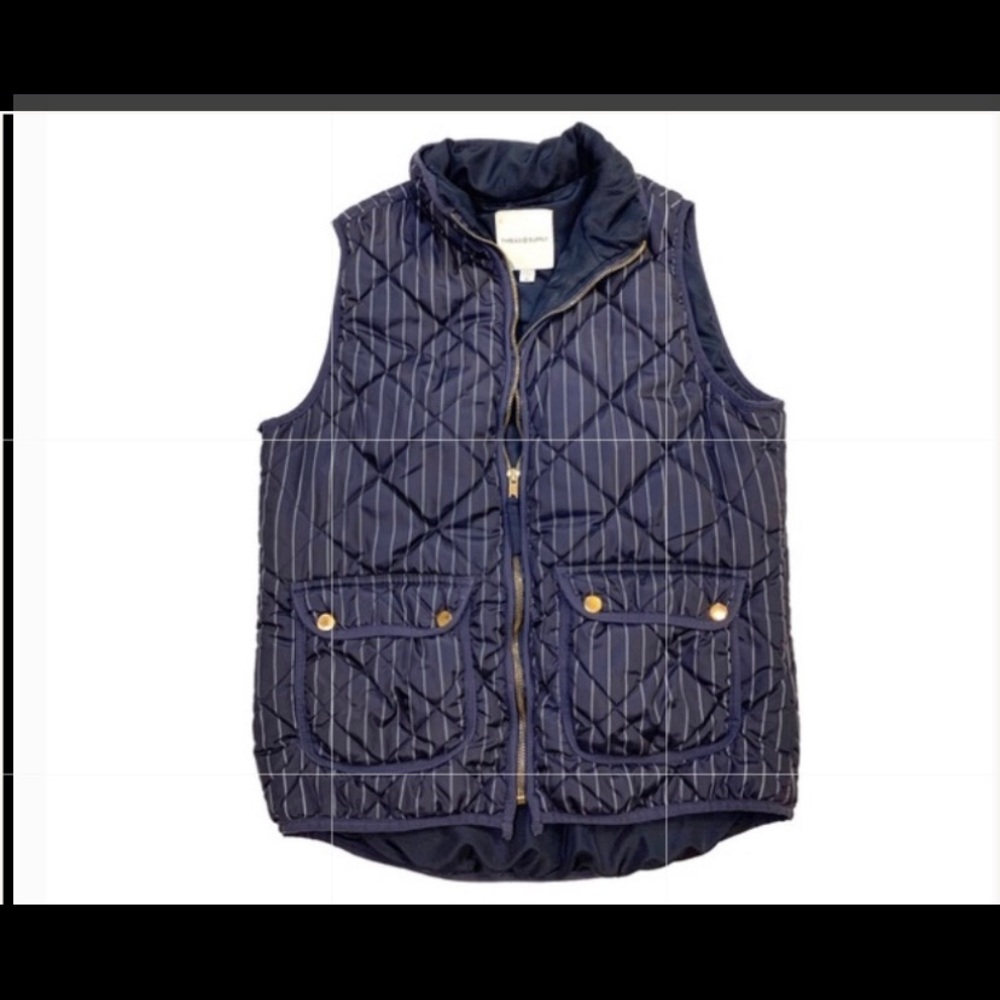 Vest - Picture 1 of 3